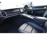 2012 Porsche Panamera 3.6 PDK Sedan for sale, Japanese used car export - photo 20 of 36 | GULJI TRADERS