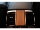 2013 Porsche Panamera 3.6 PDK Sedan for sale, Japanese used car export - photo 65 of 80 | GULJI TRADERS