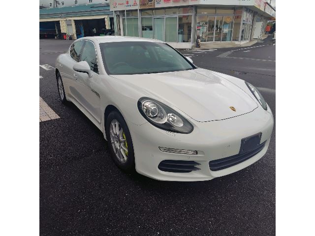 2014 Porsche Panamera S E- Hybrid Sedan for sale, Japanese used car export - photo 1 of 17 | GULJI TRADERS