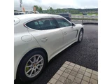 2014 Porsche Panamera S E- Hybrid Sedan for sale, Japanese used car export - photo 12 of 17 | GULJI TRADERS
