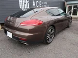 2014 Porsche Panamera Turbo PDK 4WD Sedan for sale, Japanese used car export - photo 25 of 48 | GULJI TRADERS