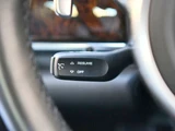 2014 Porsche Panamera S-E Hybrid Sedan for sale, Japanese used car export - photo 23 of 30 | GULJI TRADERS