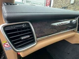 2015 Porsche Panamera S e Hybrid Sedan for sale, Japanese used car export - photo 53 of 80 | GULJI TRADERS