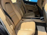 2015 Porsche Panamera 3.6 PDK Sedan for sale, Japanese used car export - photo 18 of 20 | GULJI TRADERS