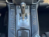 2015 Porsche Panamera GTS PDK 4WD Sedan for sale, Japanese used car export - photo 39 of 66 | GULJI TRADERS