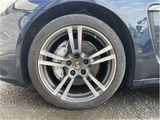 2015 Porsche Panamera SPDK Sedan for sale, Japanese used car export - photo 25 of 35 | GULJI TRADERS