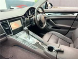 2016 Porsche Panamera S E- Hybrid HYBRID SPORT CHRONO PACKAGE Sedan for sale, Japanese used car export - photo 13 of 22 | GULJI TRADERS