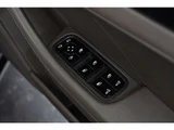 2017 Porsche Panamera 4 PDK 4WD Sedan for sale, Japanese used car export - photo 66 of 80 | GULJI TRADERS