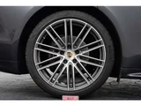 2017 Porsche Panamera 4 PDK 4WD Sedan for sale, Japanese used car export - photo 73 of 80 | GULJI TRADERS