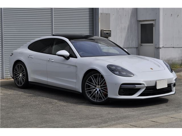 2017 Porsche Panamera Turbo - photo 1 2017 Porsche Panamera Turbo Sedan for sale, Japanese used car export - photo 1 of 70 | GULJI TRADERS