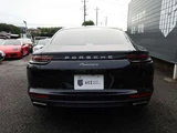 2017 Porsche Panamera 3.0 PDK Sedan for sale, Japanese used car export - photo 16 of 40 | GULJI TRADERS