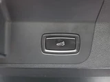 2017 Porsche Panamera 3.0 PDK Sedan for sale, Japanese used car export - photo 53 of 72 | GULJI TRADERS