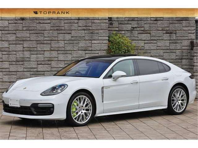 2017 Porsche Panamera 4 E- Hybrid - photo 1 2017 Porsche Panamera 4 E- Hybrid Sedan for sale, Japanese used car export - photo 1 of 37 | GULJI TRADERS