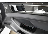 2018 Porsche Panamera 4S 4WD Sedan for sale, Japanese used car export - photo 19 of 49 | GULJI TRADERS