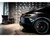 2018 Porsche Panamera Turbo S E Hybrid PDK 4WD Sedan for sale, Japanese used car export - photo 25 of 80 | GULJI TRADERS