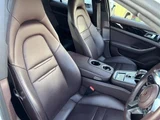 2018 Porsche Panamera Sedan for sale, Japanese used car export - photo 12 of 30 | GULJI TRADERS