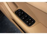 2019 Porsche Panamera 4 PDK 4WD Sedan for sale, Japanese used car export - photo 67 of 80 | GULJI TRADERS