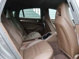 2019 Porsche Panamera 4 PDK 4WD Sedan for sale, Japanese used car export - photo 37 of 41 | GULJI TRADERS