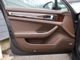 2019 Porsche Panamera 4 PDK 4WD Sedan for sale, Japanese used car export - photo 38 of 41 | GULJI TRADERS