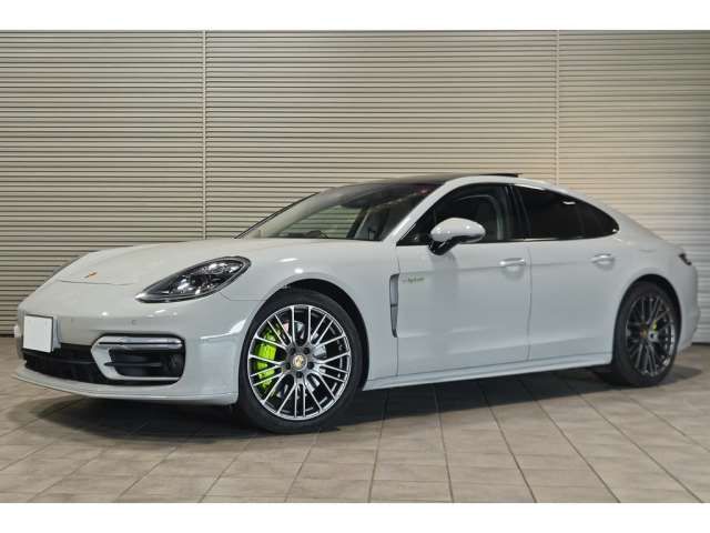 2022 Porsche Panamera 4 E-HV Sedan for sale, Japanese used car export - photo 1 of 12 | GULJI TRADERS