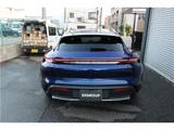 2021 Porsche Taycan Cross Turismo Sedan for sale, Japanese used car export - photo 30 of 35 | GULJI TRADERS