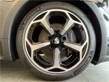 2025 Porsche Taycan Cross Turismo Sedan for sale, Japanese used car export - photo 14 of 47 | GULJI TRADERS