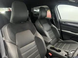 2023 Renault Arkana Sedan for sale, Japanese used car export - photo 4 of 9 | GULJI TRADERS