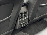 2025 Renault Arkana Hybrid Sedan for sale, Japanese used car export - photo 17 of 32 | GULJI TRADERS