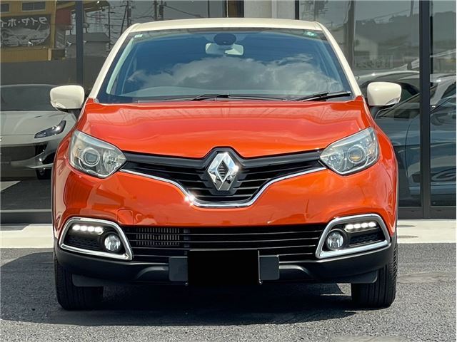 2017 Renault Captur - photo 1 2017 Renault Captur Sedan for sale, Japanese used car export | GULJI TRADERS