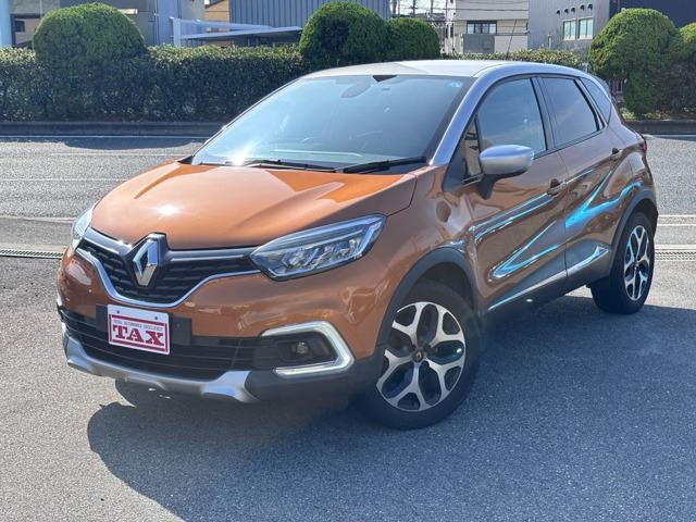 2018 Renault Captur - photo 1 2018 Renault Captur Sedan for sale, Japanese used car export - photo 1 of 33 | GULJI TRADERS