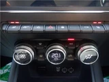 2021 Renault Captur Sedan for sale, Japanese used car export - photo 27 of 34 | GULJI TRADERS