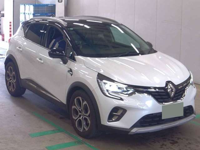 2021 Renault Captur - photo 1 2021 Renault Captur Sedan for sale, Japanese used car export - photo 1 of 6 | GULJI TRADERS