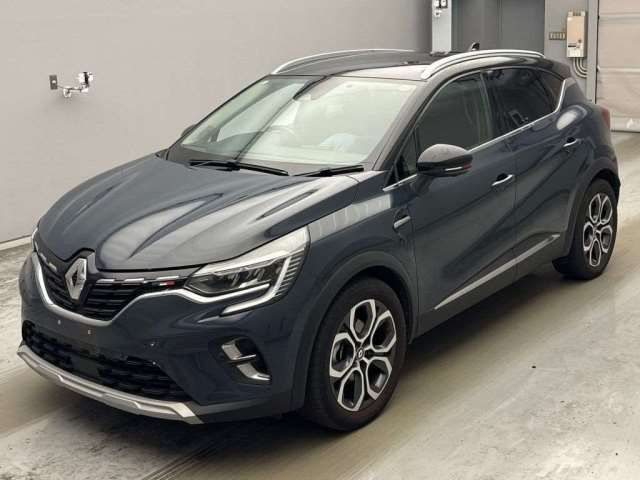 2022 Renault Captur Hybrid Sedan for sale, Japanese used car export - photo 1 of 15 | GULJI TRADERS