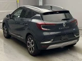 2022 Renault Captur Hybrid Sedan for sale, Japanese used car export - photo 4 of 15 | GULJI TRADERS