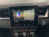 2022 Renault Captur Hybrid Sedan for sale, Japanese used car export - photo 11 of 15 | GULJI TRADERS