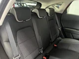2022 Renault Captur Hybrid Sedan for sale, Japanese used car export - photo 5 of 9 | GULJI TRADERS