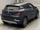 2022 Renault Captur Sedan for sale, Japanese used car export - photo 2 of 9 | GULJI TRADERS
