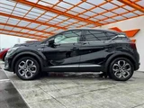2023 Renault Captur Hybrid Sedan for sale, Japanese used car export - photo 11 of 44 | GULJI TRADERS