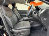 2023 Renault Captur Hybrid Sedan for sale, Japanese used car export - photo 16 of 44 | GULJI TRADERS