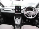 2025 Renault Captur Hybrid Sedan for sale, Japanese used car export - photo 17 of 46 | GULJI TRADERS