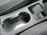 2025 Renault Captur Hybrid Sedan for sale, Japanese used car export - photo 41 of 46 | GULJI TRADERS