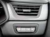 2025 Renault Captur Hybrid Sedan for sale, Japanese used car export - photo 44 of 46 | GULJI TRADERS