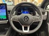 2026 Renault Captur Hybrid Sedan for sale, Japanese used car export - photo 8 of 9 | GULJI TRADERS