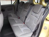 2011 Renault Kangoo Van for sale, Japanese used car export - photo 5 of 7 | GULJI TRADERS