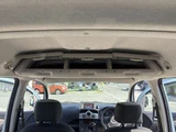 2011 Renault Kangoo 1.6 Van for sale, Japanese used car export - photo 8 of 22 | GULJI TRADERS
