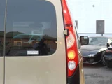 2011 Renault Kangoo 1.6 Van for sale, Japanese used car export - photo 16 of 55 | GULJI TRADERS
