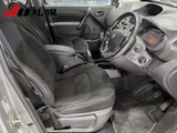 2014 Renault Kangoo Van for sale, Japanese used car export - photo 5 of 9 | GULJI TRADERS