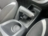 2014 Renault Kangoo Van for sale, Japanese used car export - photo 4 of 9 | GULJI TRADERS