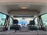 2015 Renault Kangoo Van for sale, Japanese used car export - photo 26 of 28 | GULJI TRADERS