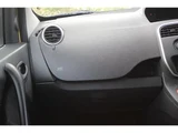 2015 Renault Kangoo Van for sale, Japanese used car export - photo 22 of 49 | GULJI TRADERS